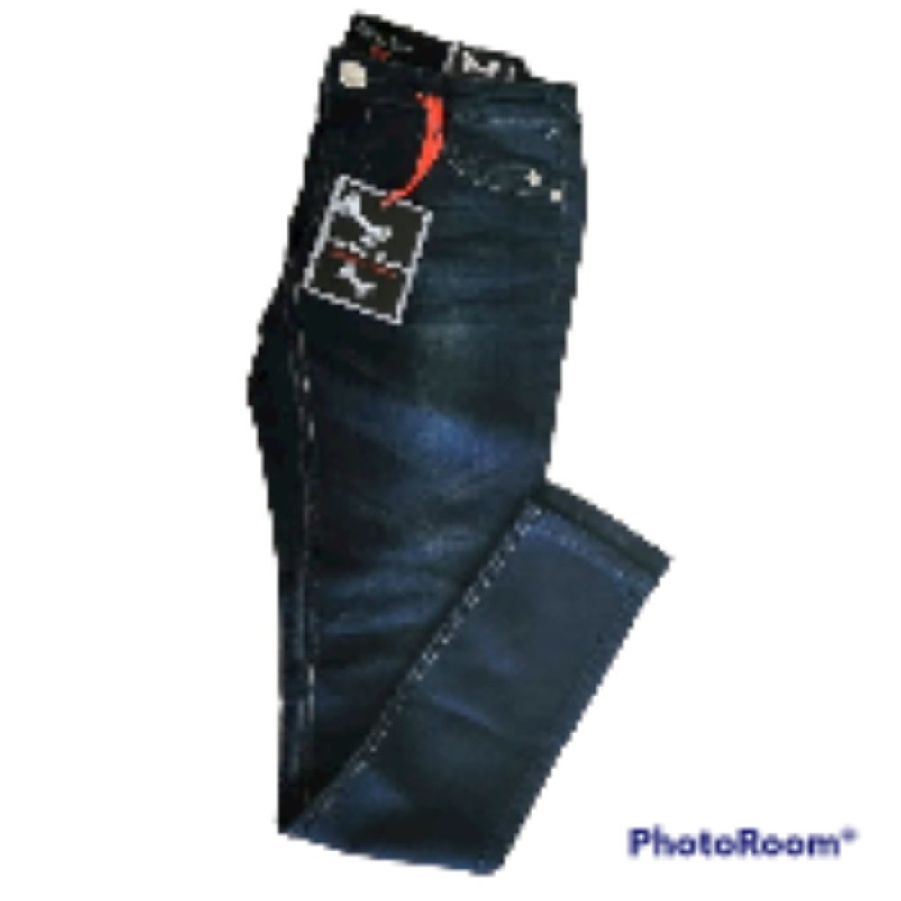 Eighty Eight Women's Dark Wash Straight Leg Jeans NWT